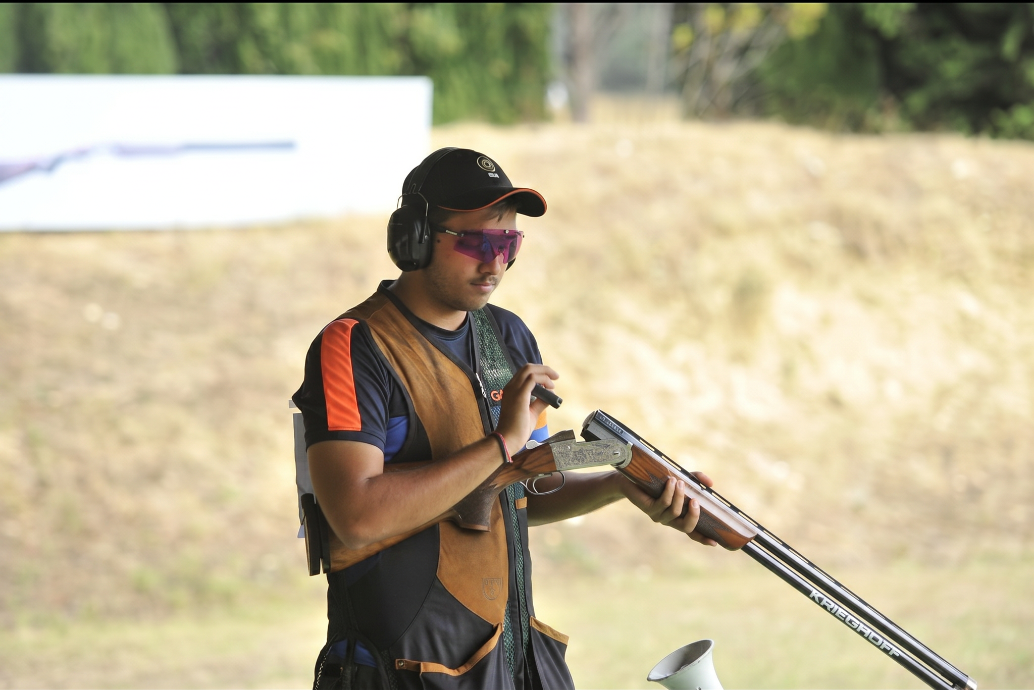 Shapath Bharadwaj hits two perfect series to finish day one as the best Indian shooter